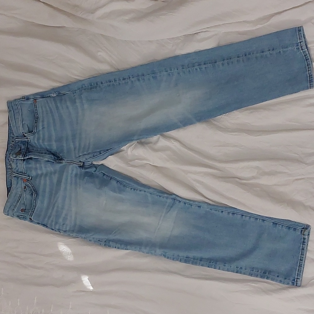 AE Airflex + Athletic cut